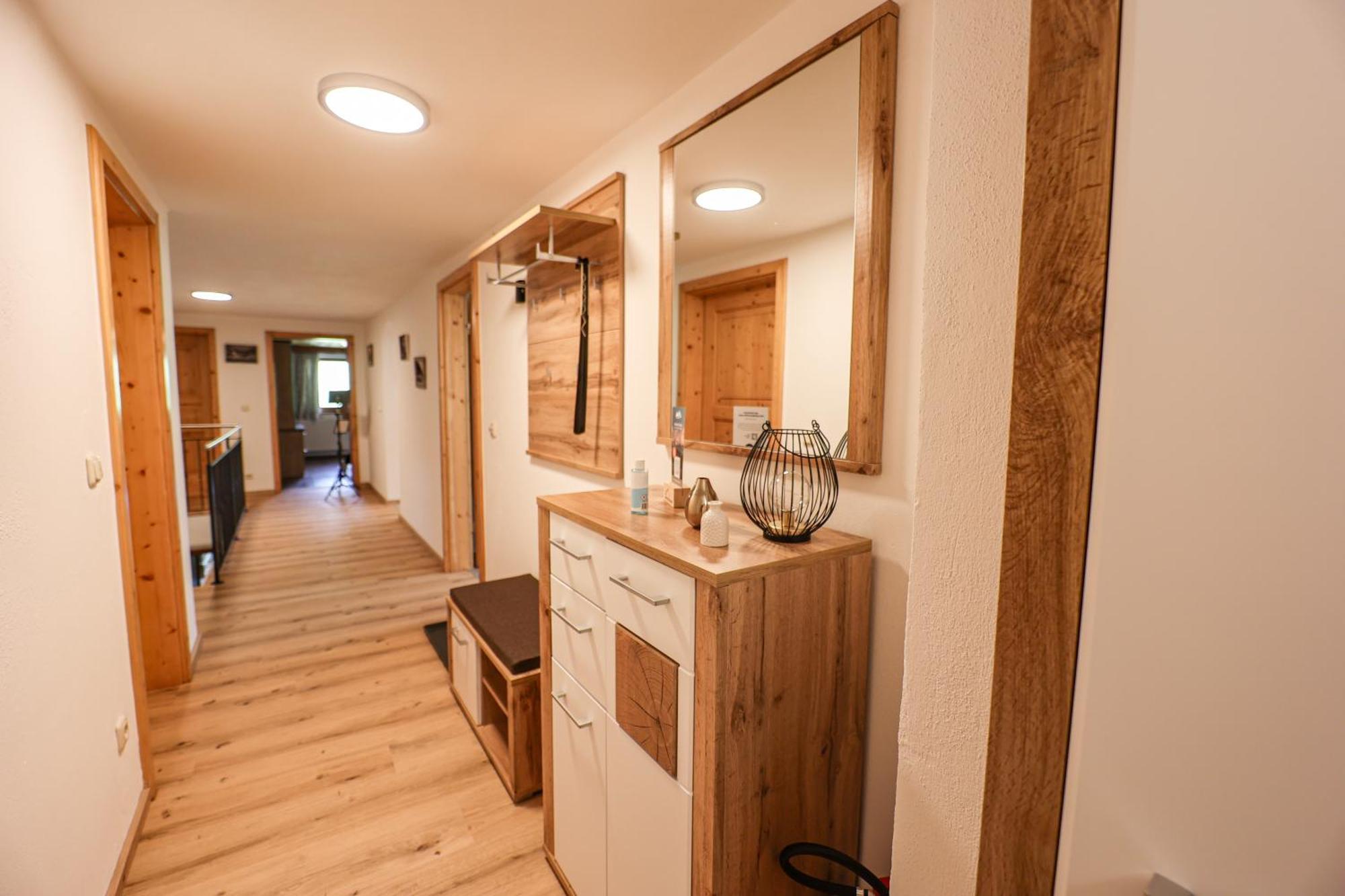 Bernegglehen Apartment *